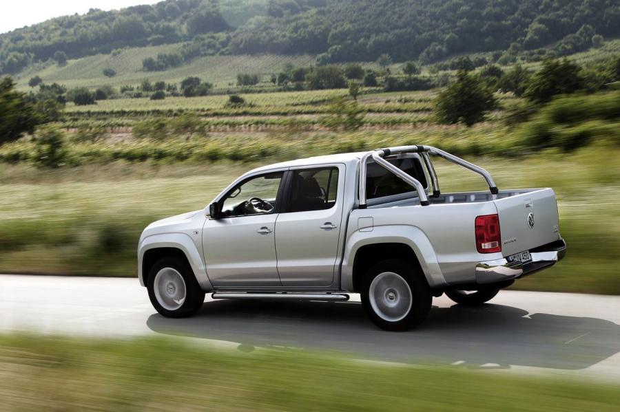  Volkswagen Amarok 2012 года  (фото 2 из 119)